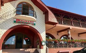 Muskatli Panzio Es Etterem